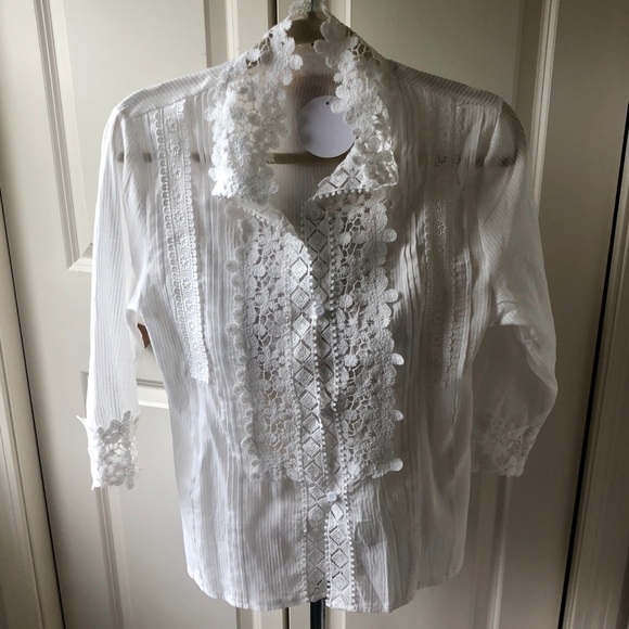 Boho lace crochet blouse - Picture 2 of 5
